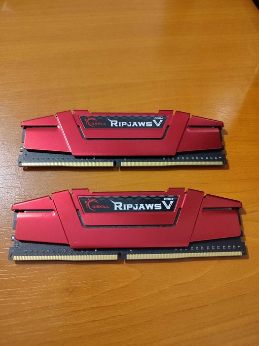 Memorie RAM G.Skill Ripjaws V Red 16GB DDR4 3000MHz CL15 Dual Channel