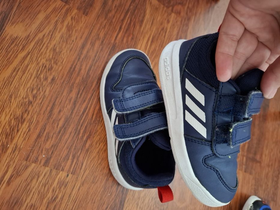 Маратонки Adidas