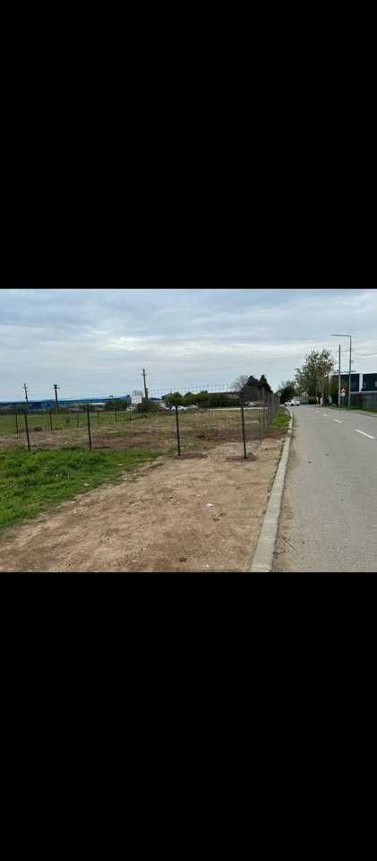 Proprietar Vand Teren Carcea