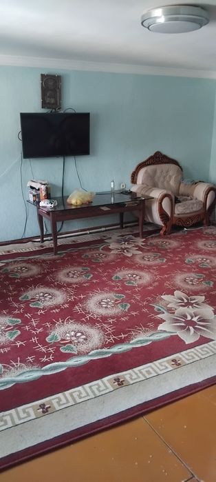 Продаю 4ком.3этаж.Таможня Фархадская