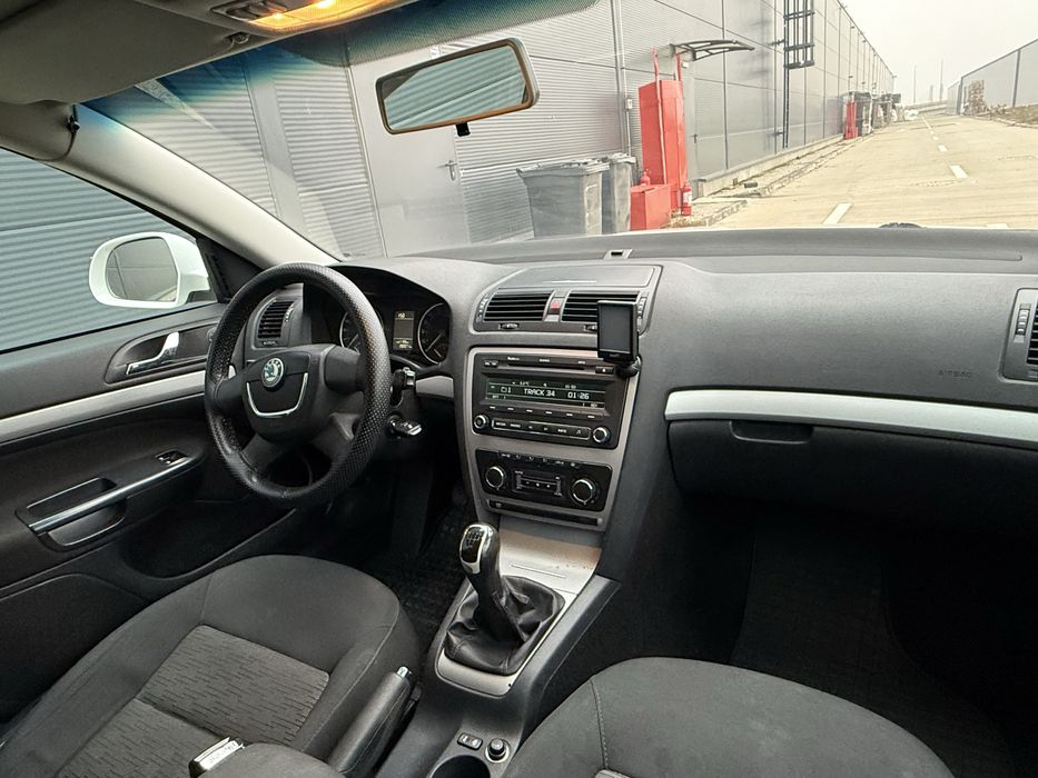 Skoda Octavia / 2013 / 1.6diesel / Alb Perlat / Propietar !