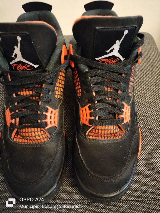 Pantofi sport Nike și Air Jordan