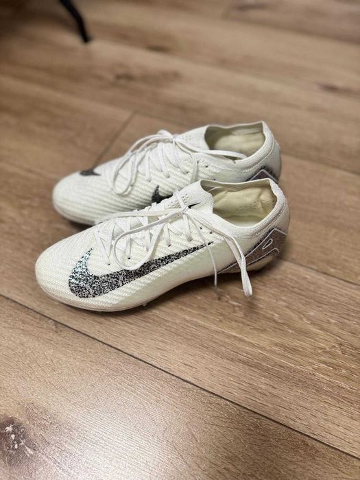 Nike Mercurial Vapor 16 Elite