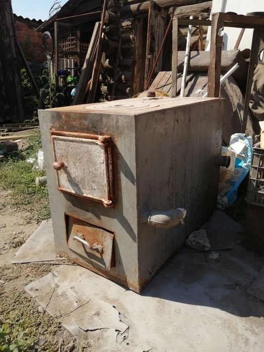 Продам печь б/у.
