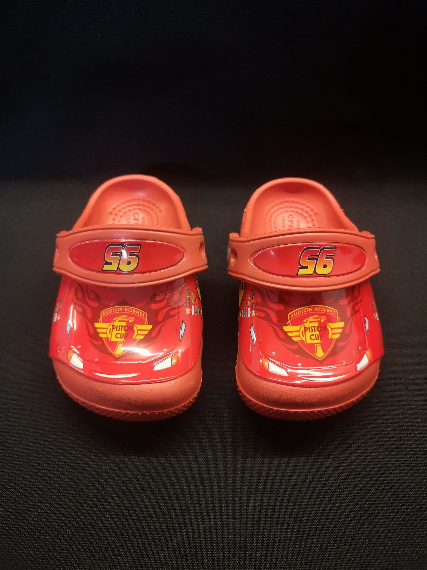 Бeбешки Crocs с апликации