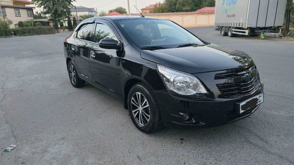 Avtomobil Cobalt holati zo'r