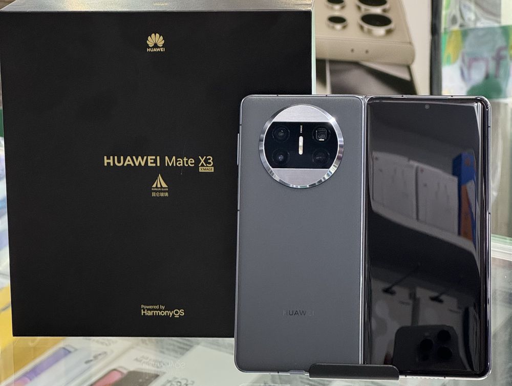 Huawei mate x 3   12/512   grey