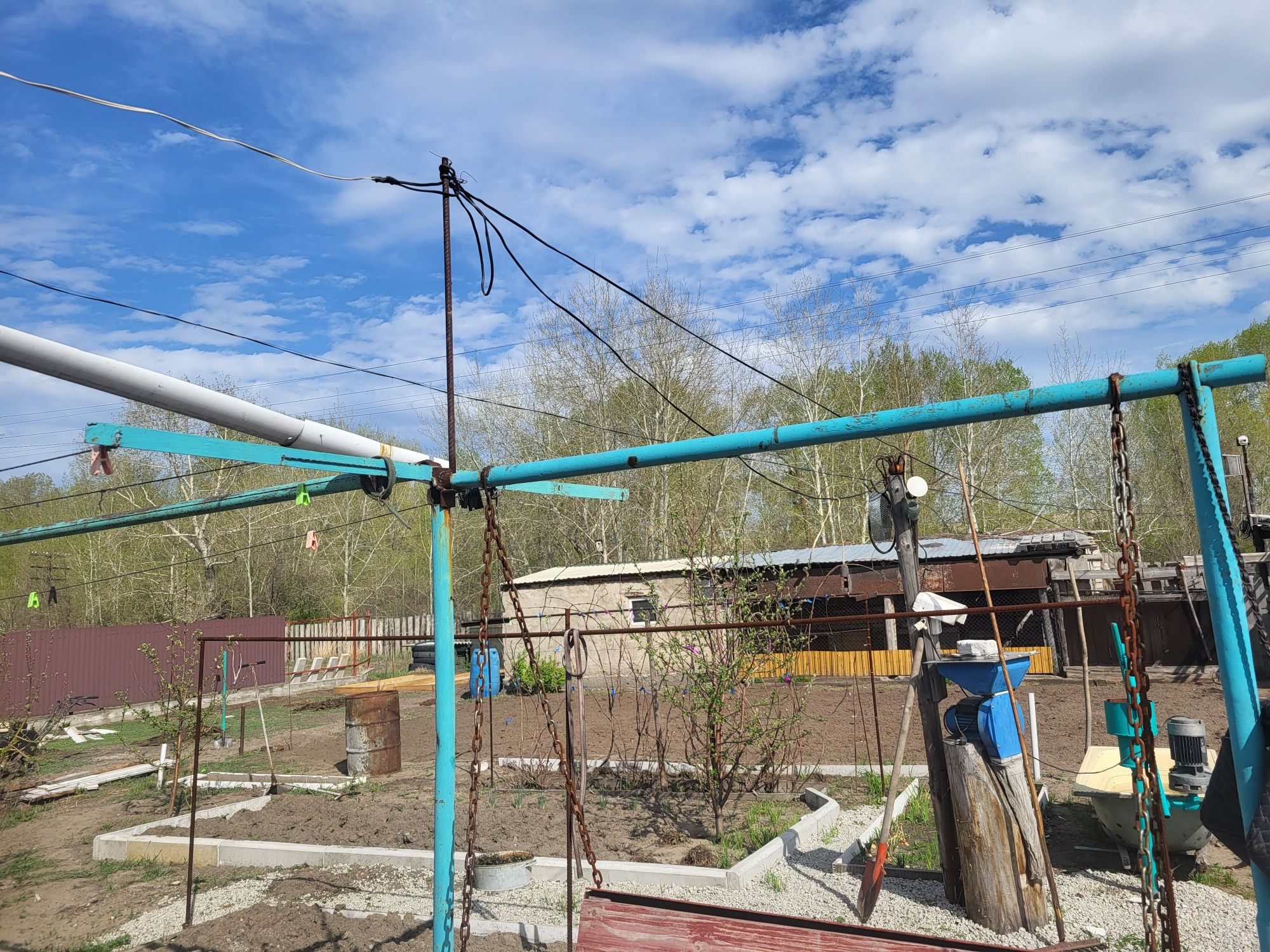 Продам частный блогоустроенный дом