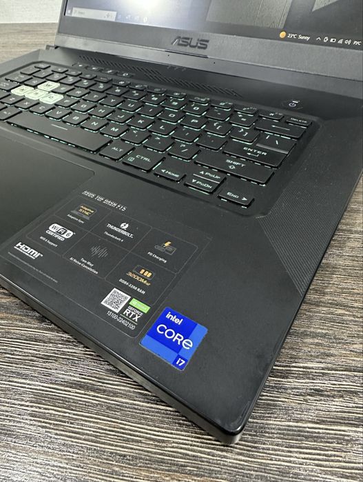 Asus tuf gaming F15 sotiladi. Ko’p ishlatilmagan