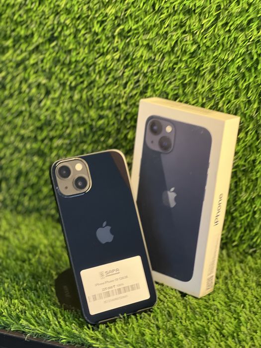 Iphone 13 практически новый 128гб