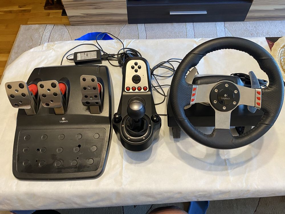 Симулатор Logitech G27
