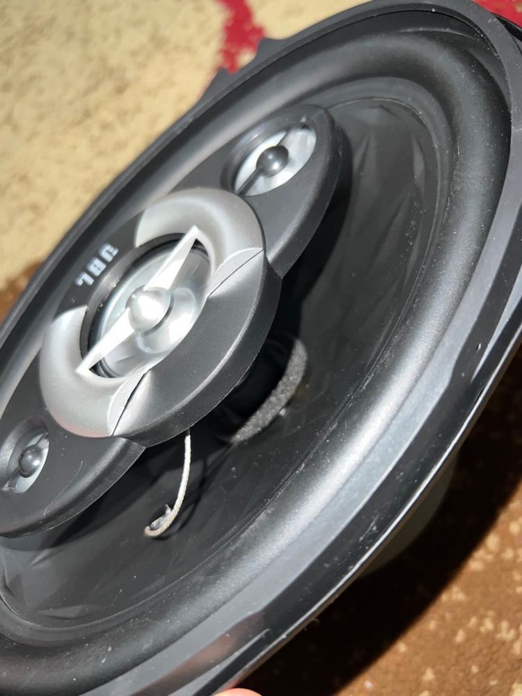 Колонка jbl