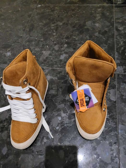 Нови Боти за пролет, есен и зима