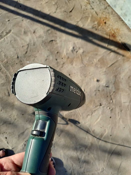 Suflanta de aer cald 1600W Metabo H 16-500