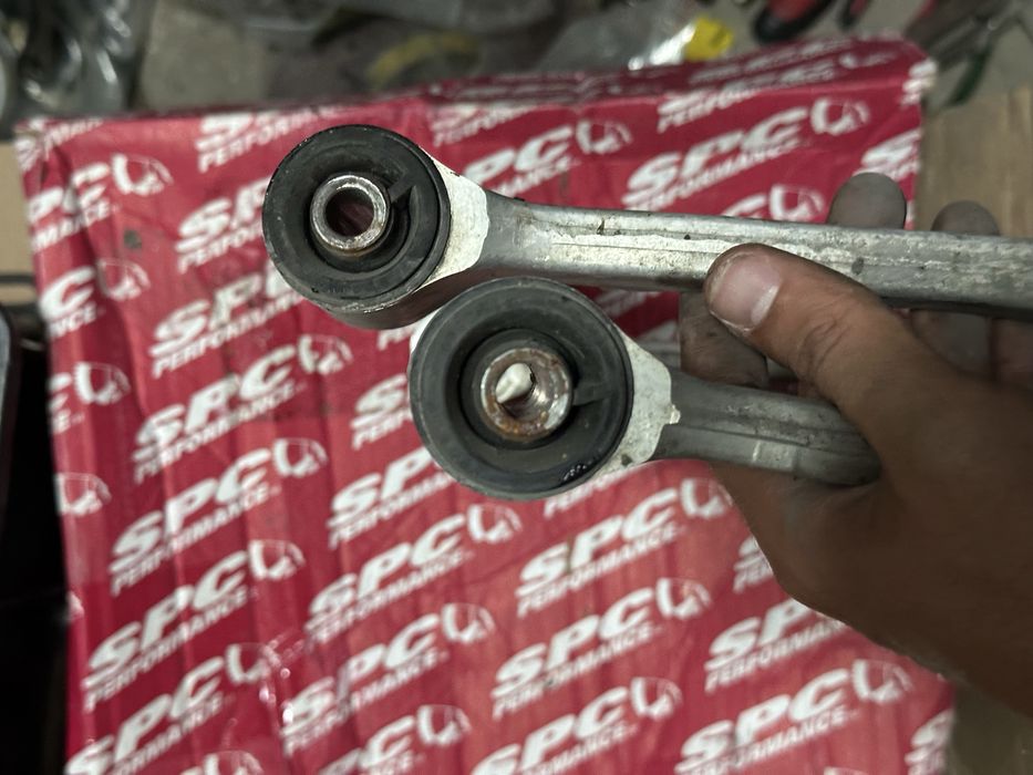 Предни Горни Носачи за Nissan 350z 2003-2007