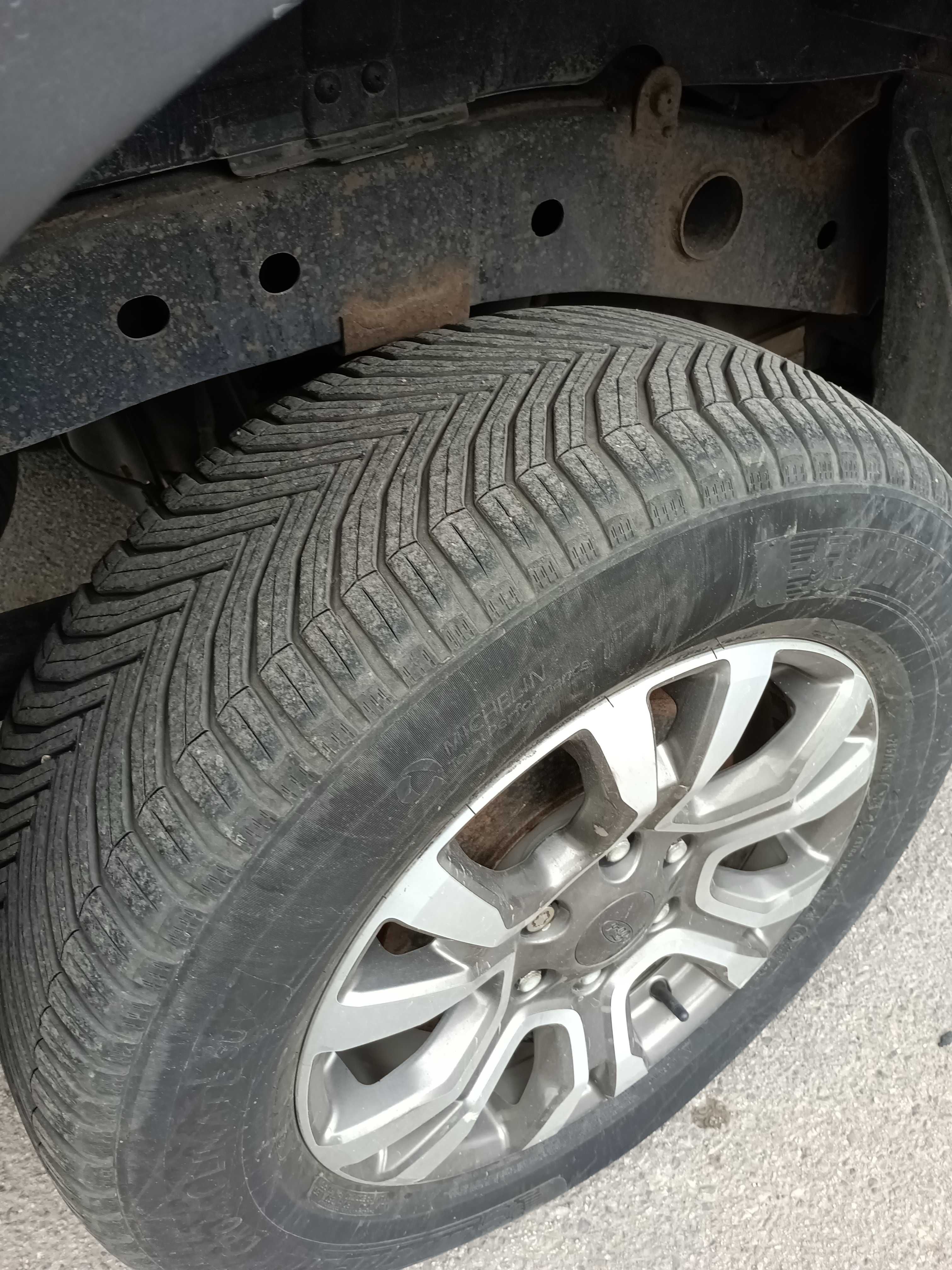 265/60R18 Michelin Crossclimate SUV