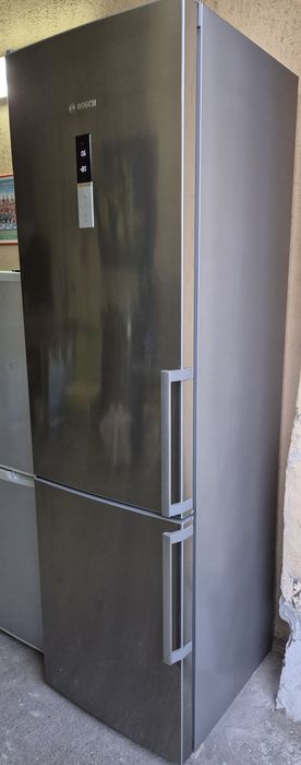 Хладилник с фризер "Bosch" NoFrost,355л.