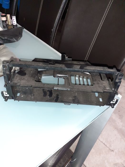 Vând Radio Casetofon BMW E46 ALPINE