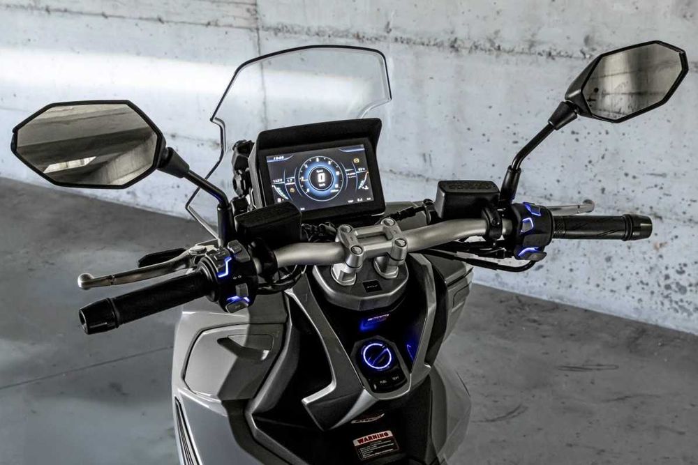 MYMOTO vinde : Scuter Keeway XDV 125 EVO PRO, nou, rate, garantie,B125