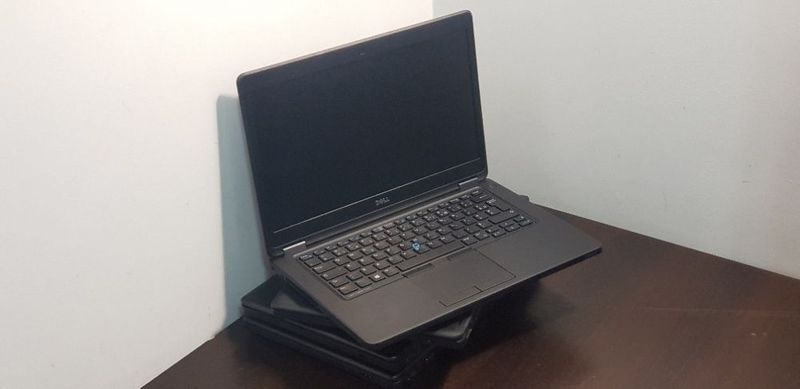 Dell Latitude E5450, i5-5300U, 8GB RAM, SSD 240GB, garantie, Impecabil