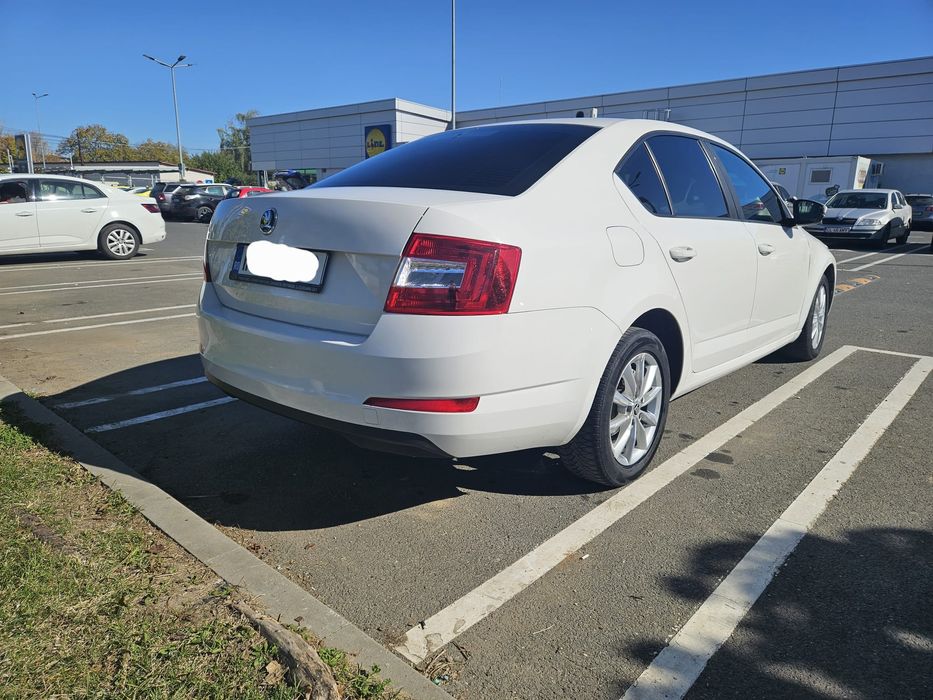 Vând Skoda Octavia 2016