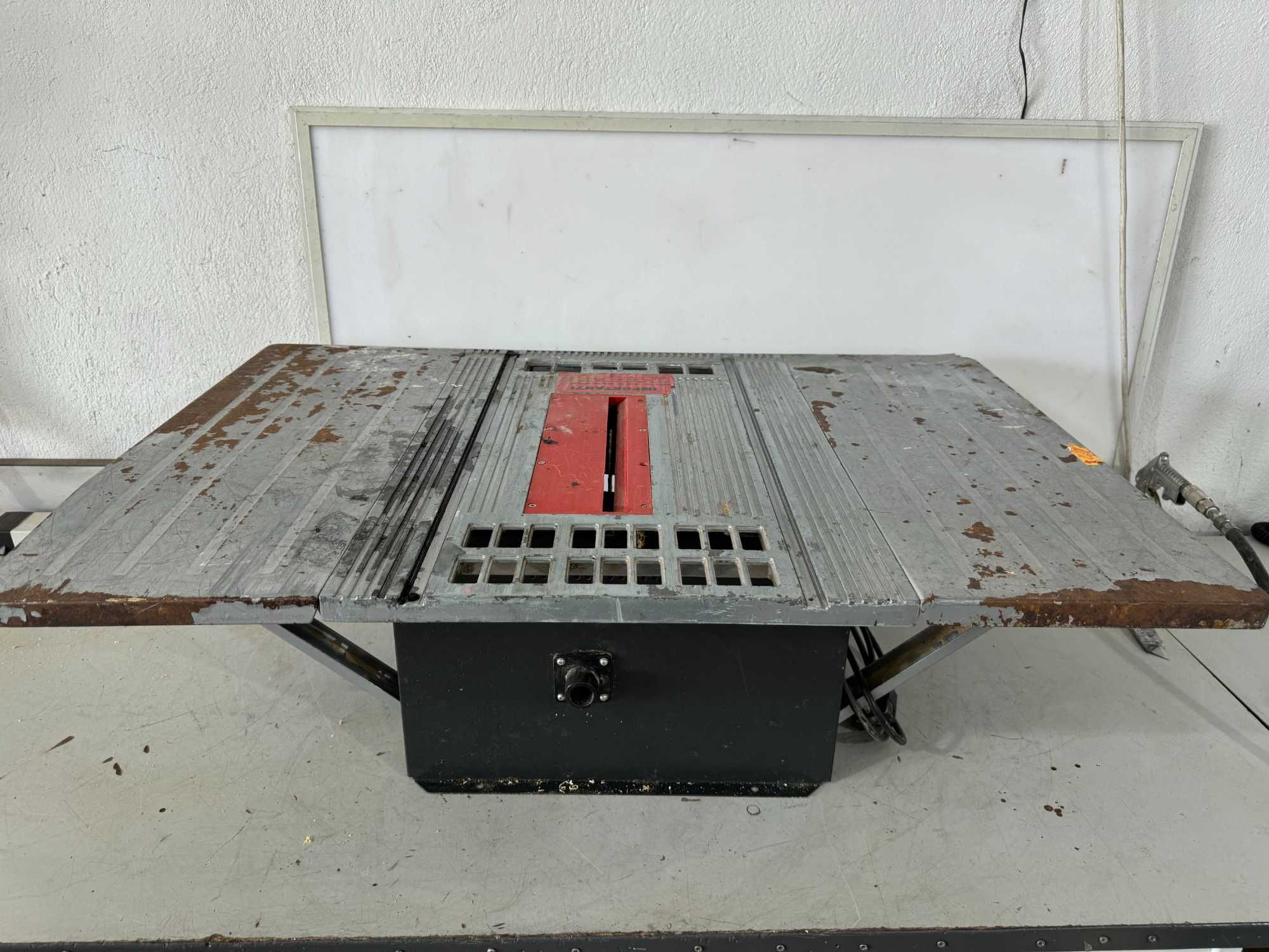 Циркуляр за дърво - Pro 1500 W