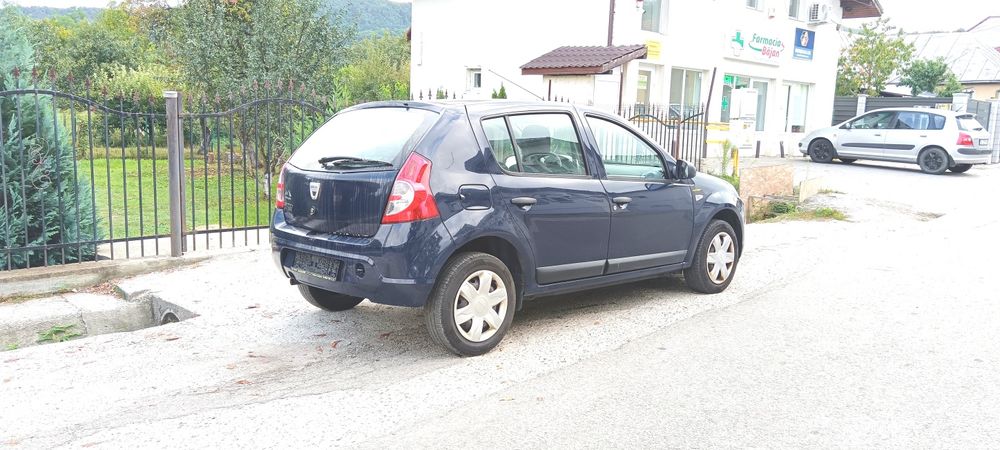 Dacia Sandero An 2010 Motor 1,2 Benzină Mpi Climă Servo Stare Perfectă