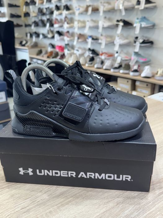 Sneakers Under Armour Unisex - 38