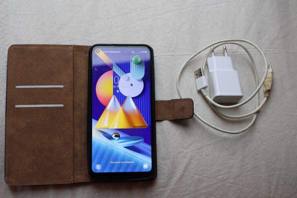 Samsung Galaxy M11 Dual-SIM 3 GB RAM + 32 GB вградена памет + слот SD