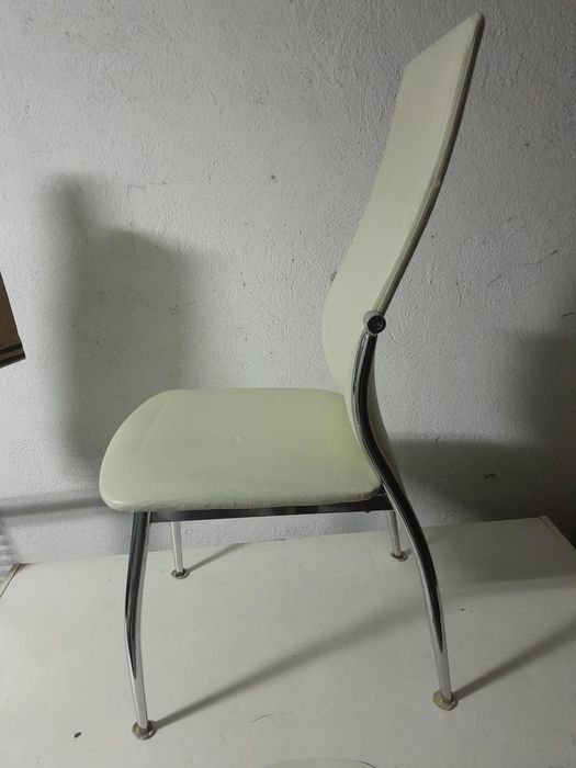 Vand 14 scaune + huse