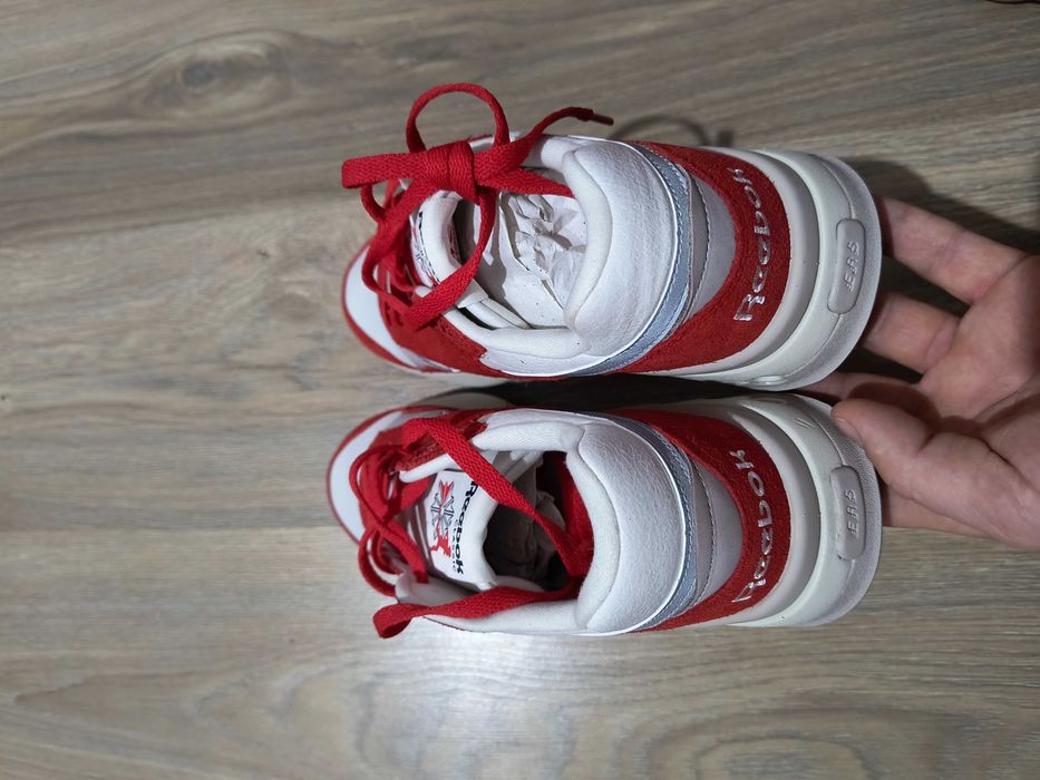 ERS World Shoes - Reebok