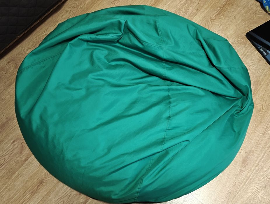 Vând Bean bag verde