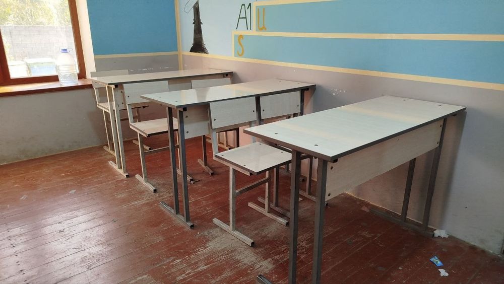 Parta stullar sotiladi