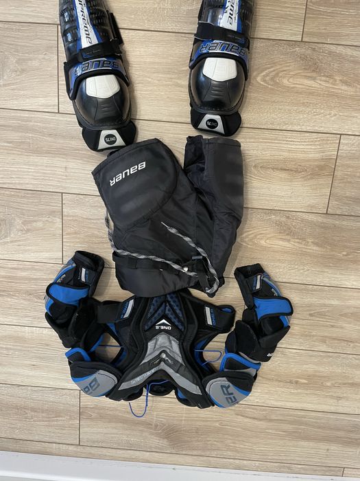 Хокккйная форма комплектом!