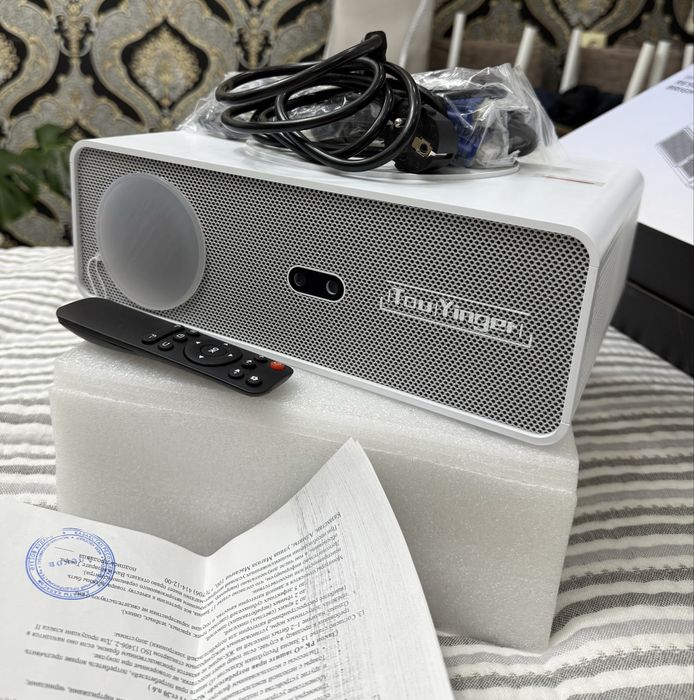 Проектор, домашний кинотеатр. / Tou Yinger