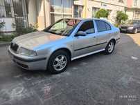 Se vinde Skoda 1