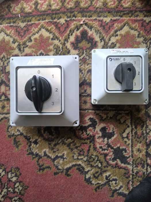 Продам Переключатель фаз ручной