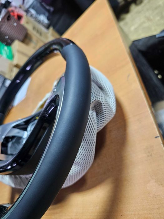 Чисто нов ВОЛАН без Забележки за w222