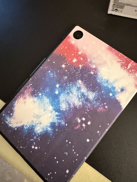 Vând tableta Samsung TAB A8