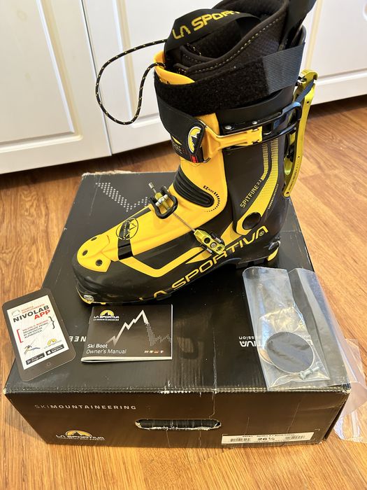 Clapari tura La Sportiva -Noi