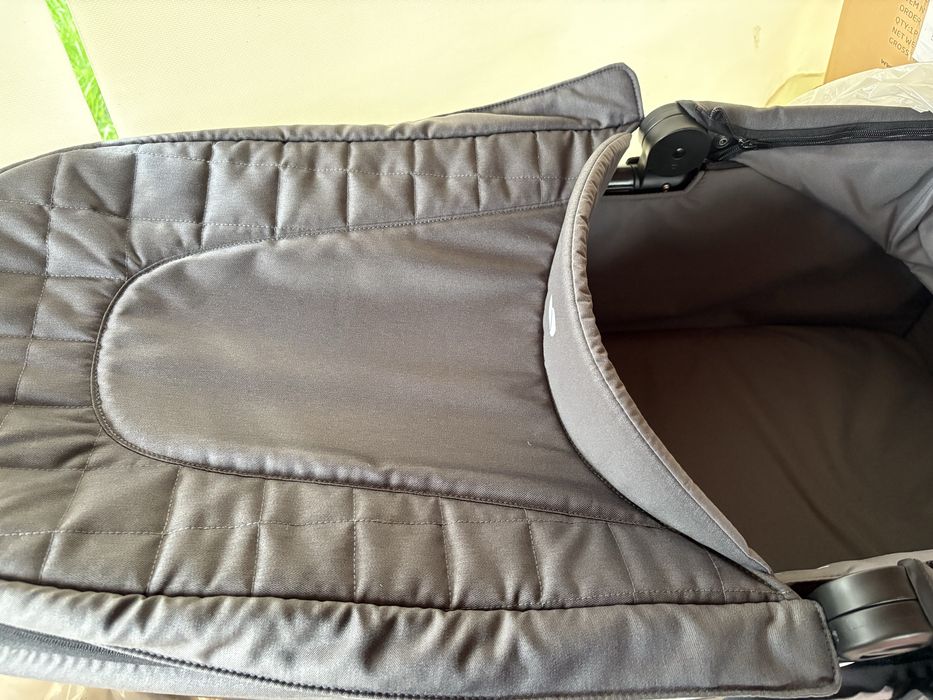 Vand carucior 3 in 1 pentru copii Joie Chrome,landou, scoica i-snug 2