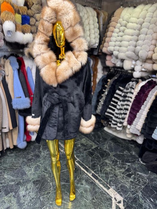 Alcantara si blana naturala