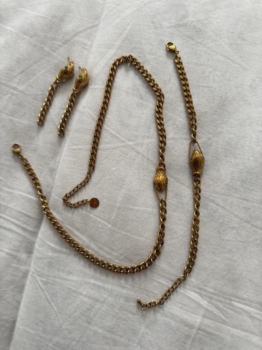 Набор браслет серьги и колье