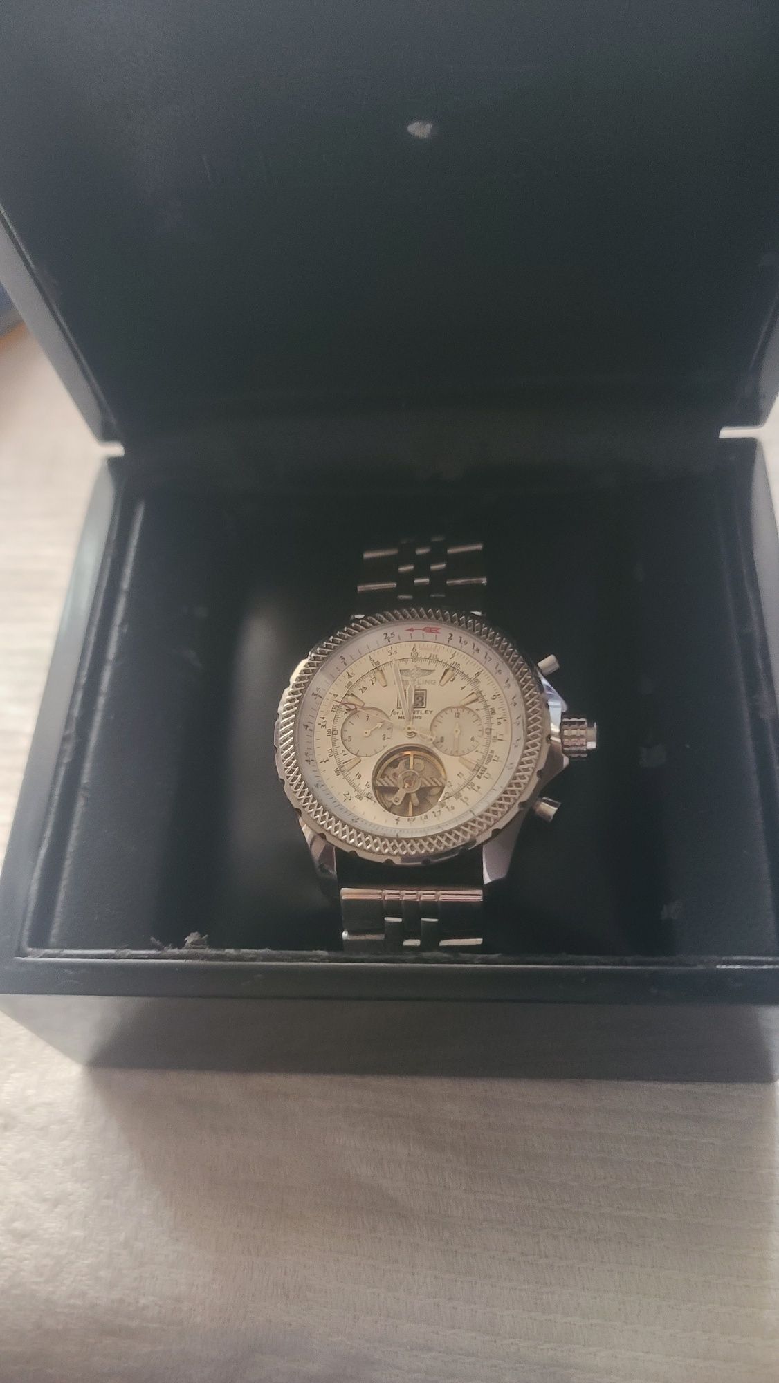 Breitling motors.