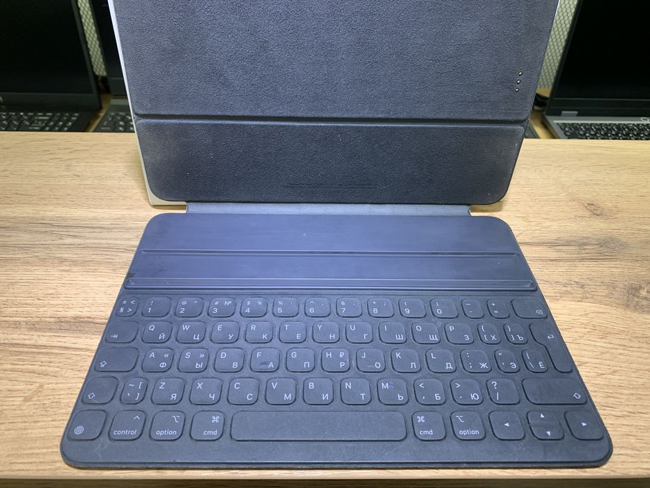 Smart KeyBoard Folio, A2038, хорошее состояние, 1152/А10