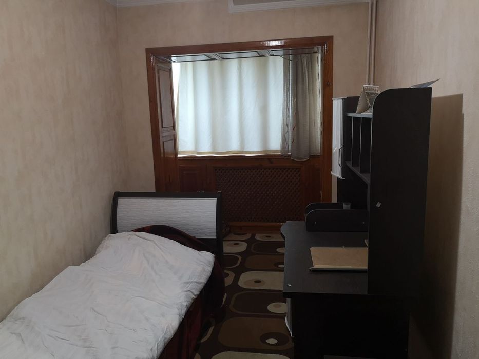 Ойбек метро ёнида 3 хонали квартира ижарага берилади