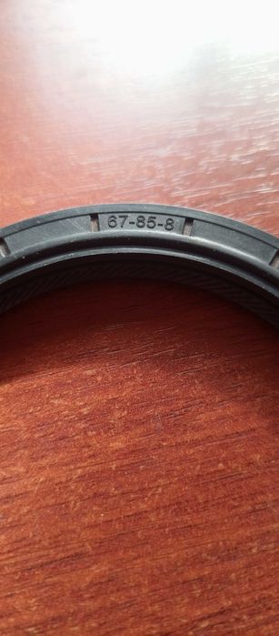 Продам сальник на VW 67x85x8