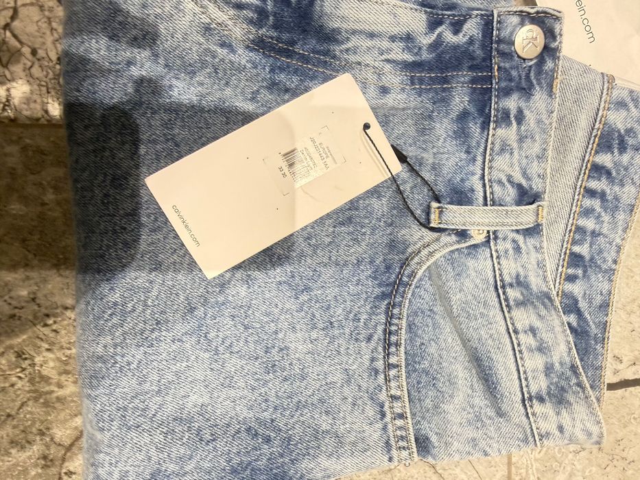 Calvin Klein Mom jeans