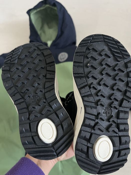 СУПЕР ЦЕНА!!! Детски космонавт + подарък апрески и ръкавички