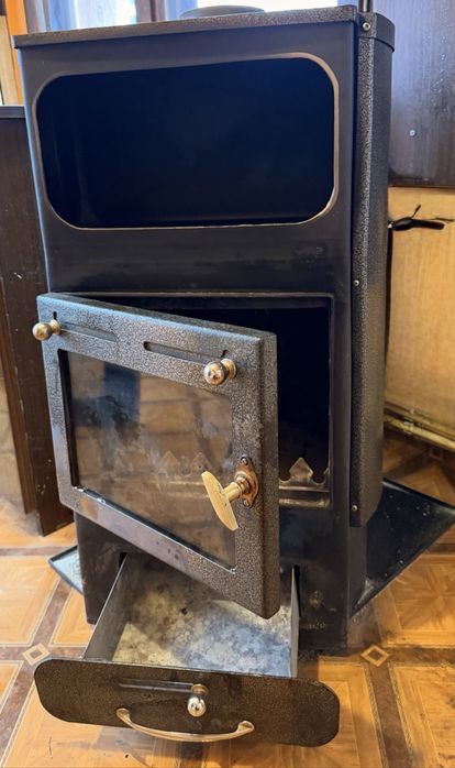 Камина на дърва с водна риза